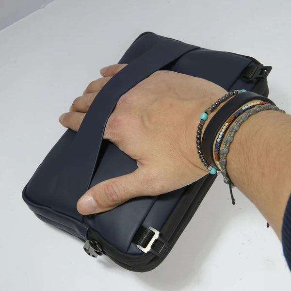 Pochette resistente all'acqua porta iPad®mini AC6492C20W